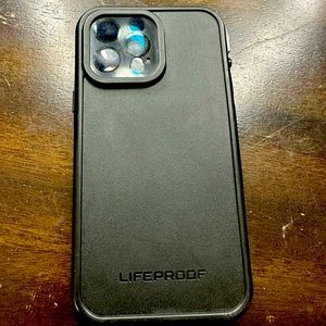 iPhone 13 Pro Max case life proof